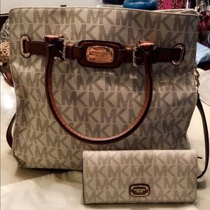 MK Large Hamilton tote & wallet